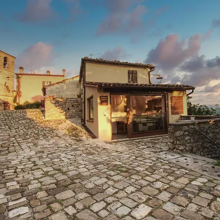 Casa Fafet * Montebello